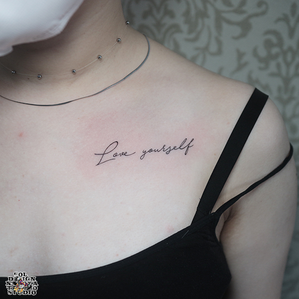 名古屋　タトゥー　女性